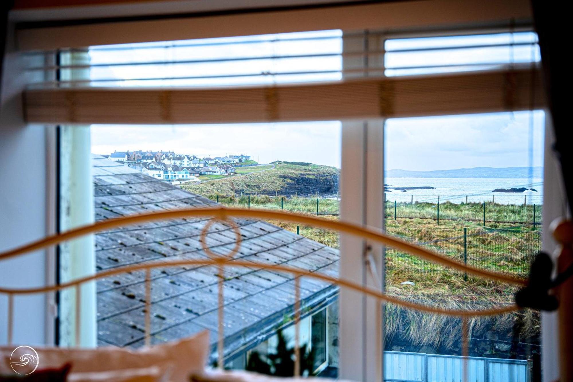 5 West Beach - Portrush By The Sea Esterno foto